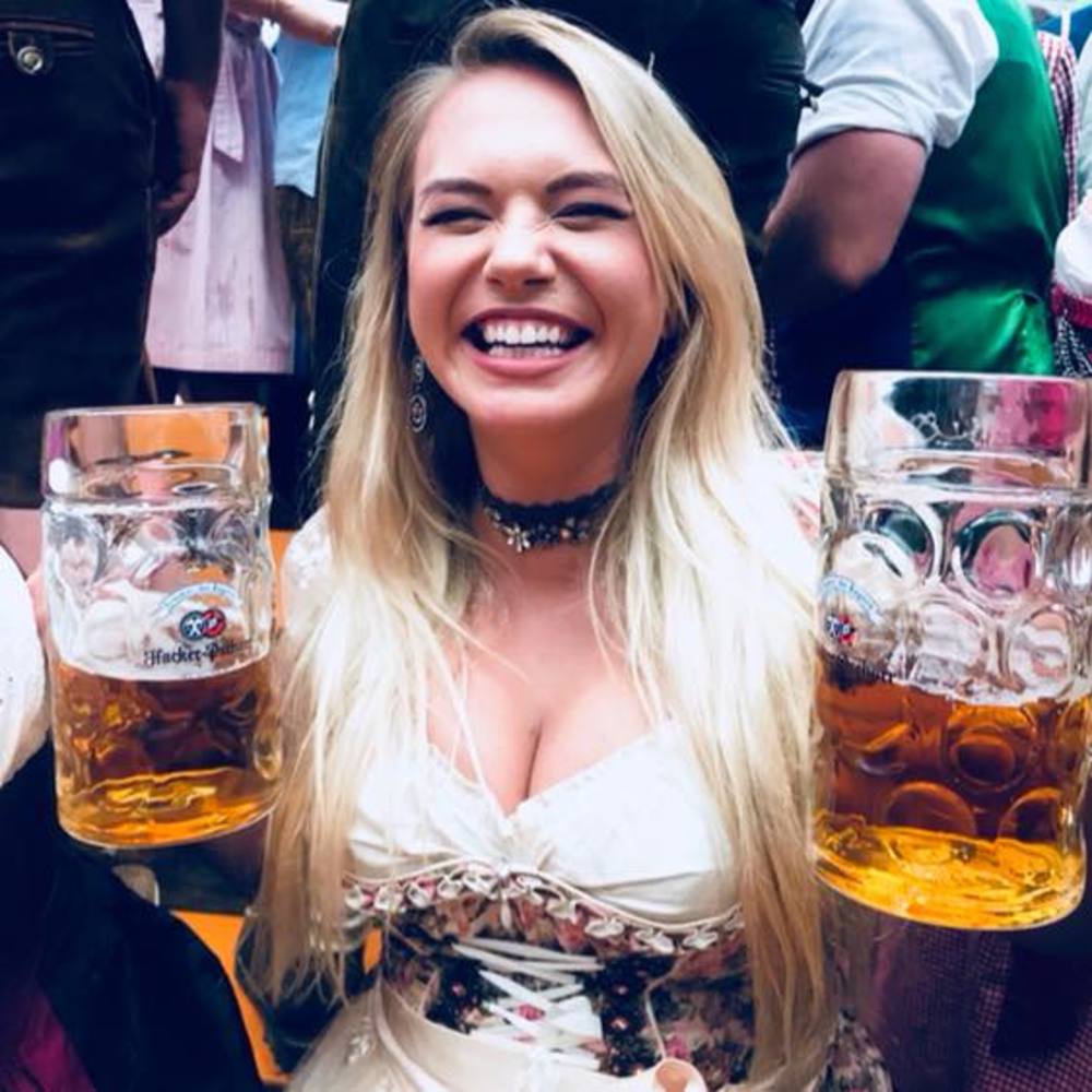 Meet your Posher, Alina